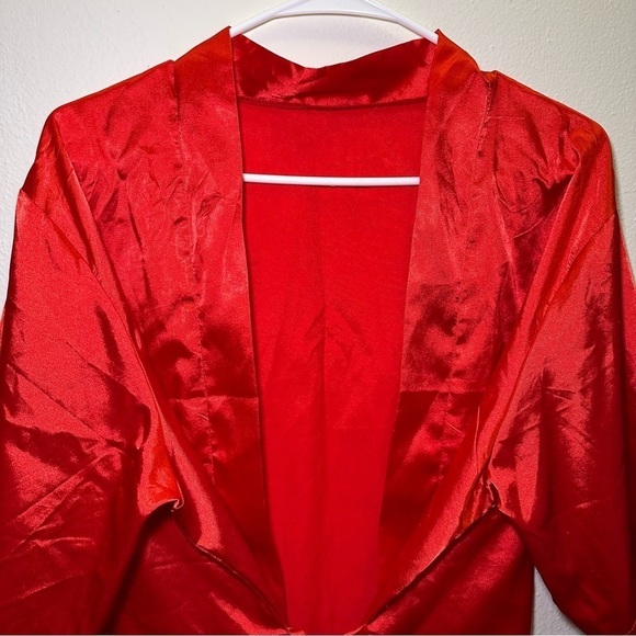 Amazon Silky Red Robe One Size - Picture 2 of 6